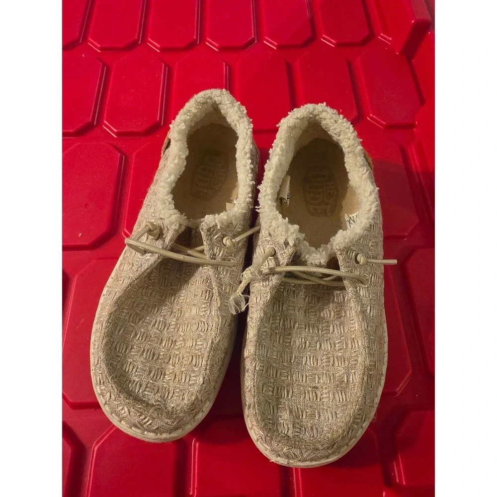 Hey Dude Wendy Kids Tan Gold Metallic Faux Fur Lined Slip On Loafers Shoes yt1